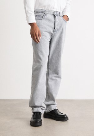 NATE - Baggy-farkut - medium grey