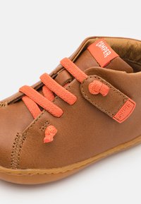 Camper PEU CAMI UNISEX - Casual snøresko - medium brown