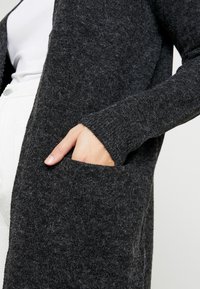 Vero Moda VMDOFFY LS LONG OPEN GA NOOS - Kardiganas - black/melange
