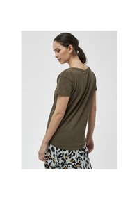 Desires DEDANNON TEE - Paprasti marškinėliai - tarmac