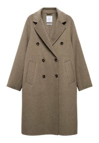 Cappotto doppio petto in lana marrone con grandi bottoni neri, rever a punta e due tasche laterali. Presenta una silhouette dritta e oversize.
