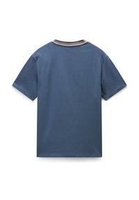 Thumbnail Image 2