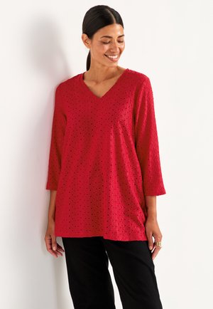 WITH OPENWORK - Bluse - red