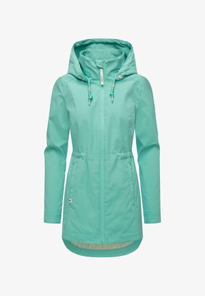 Veste de pluie légère en teal avec capuche, cordon de serrage, fermeture éclair et deux poches latérales ; présente une texture lisse et un ourlet arrière plus long.