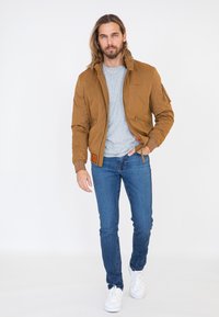 Bombers Übergangsjacke - camel