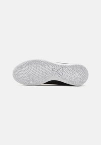 Puma Botines de fútbol sala - black