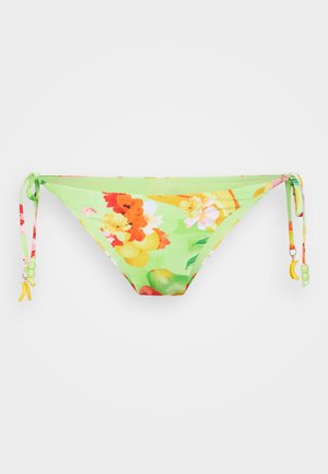 Bas de bikini floral en vert clair avec des motifs vibrants en orange, rose et jaune. Les liens sur les côtés comportent des accents décoratifs en jaune.