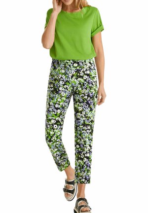 Trousers - green