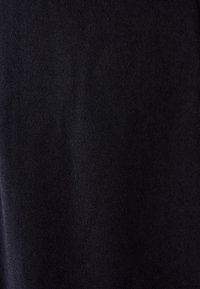 TUSSAH ABIGAIL MIDI - Denné šaty - black