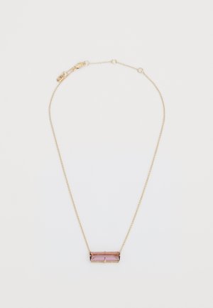 Goldkette mit rechteckigem lila Anhänger, der eine glatte Oberfläche und subtile Facetten aufweist. Verstellbare Länge mit Karabinerverschluss.