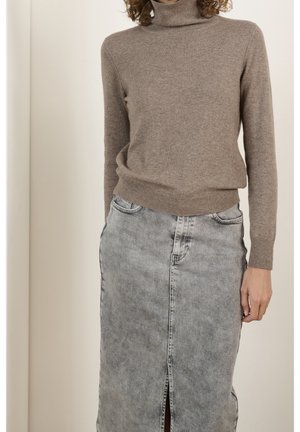 Sweter