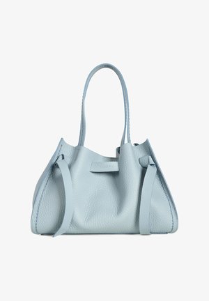 Sac à main en cuir texturé bleu clair avec deux longues poignées et des lanières décoratives de chaque côté.