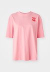 TEE - T-shirts med print - semi pink spark