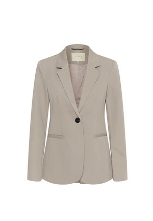 Lichte beige blazer gemaakt van soepele stof met een notch-kraag, één zwarte knoop en twee voorzakken. Gevoerd met een zachter beige materiaal.