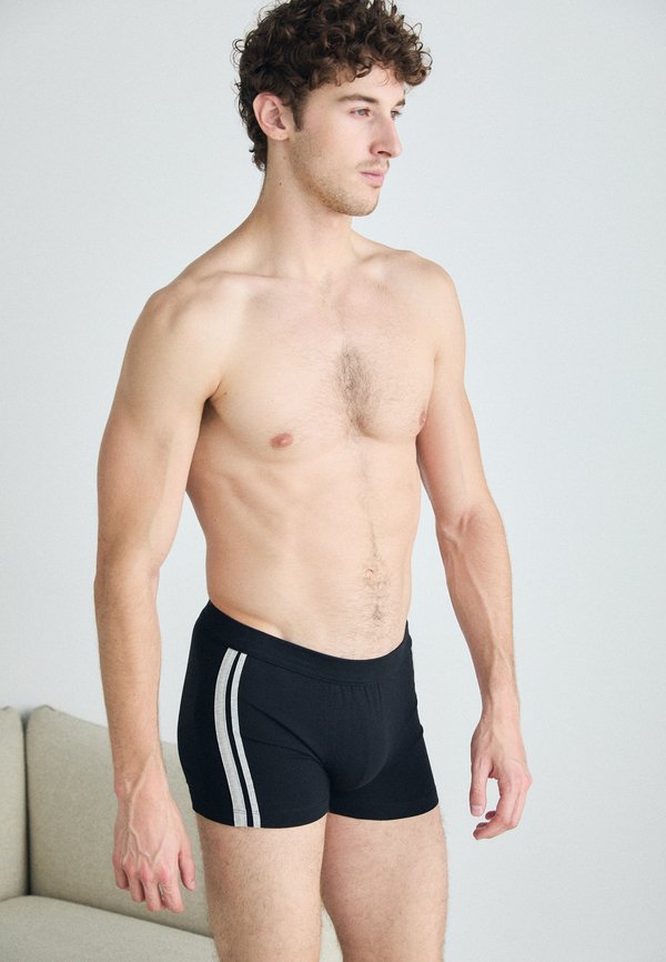 3 PACK - Trunks - schwarz3