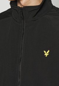 Lyle & Scott Kurtka wiosenna