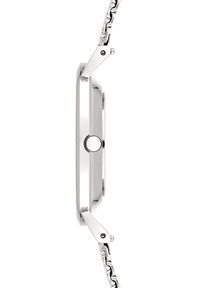 Silberne Metall-Armbanduhr mit einem glatten rechteckigen Gehäuse, Gliederarmband und einer runden Krone. Das Design zeichnet sich durch polierte Oberflächen und elegante Linien aus.