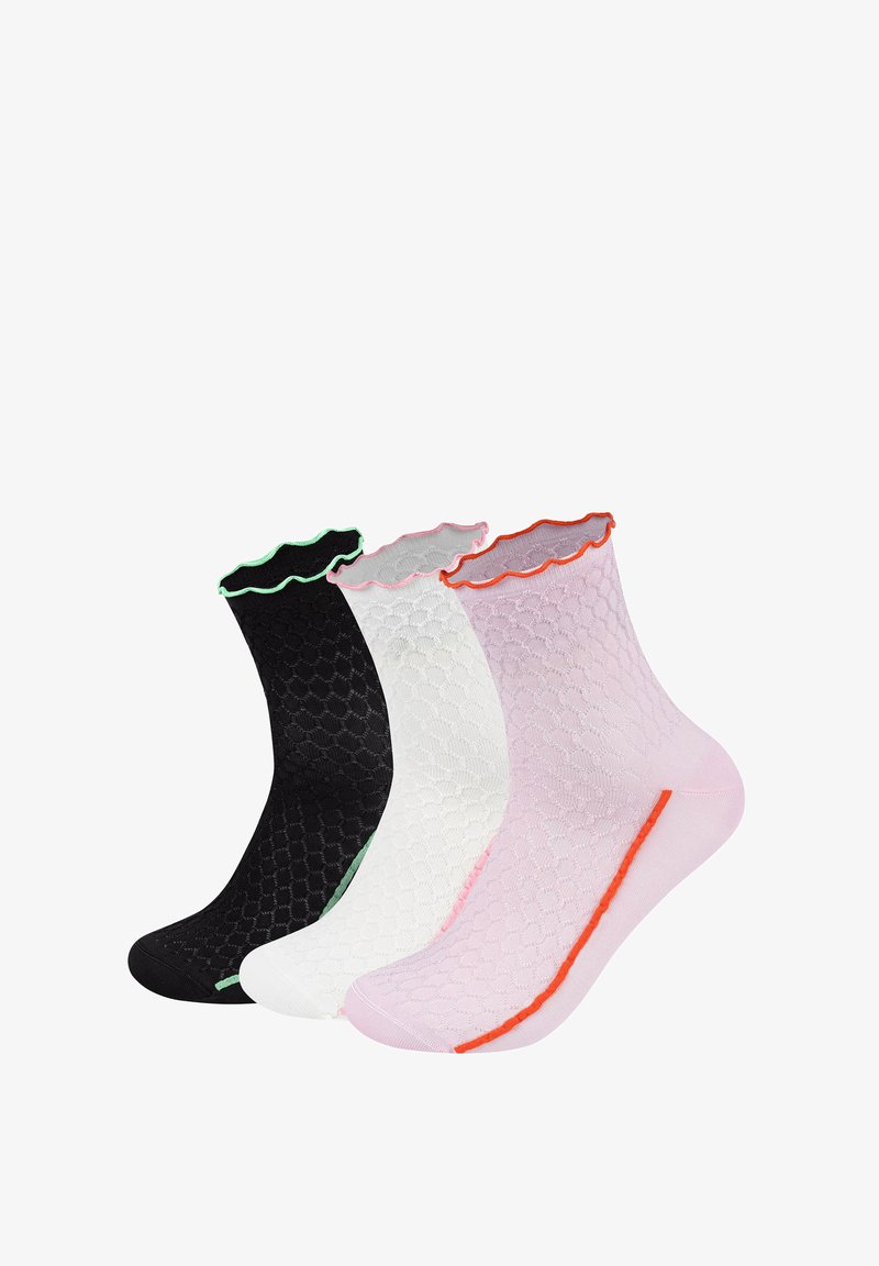 Tre par ankelstrømper: sorte med grønne kanter, hvide med lyserøde kanter og lyserøde med orange kanter; alle har et tekstureret mønster og bølgede toppe.