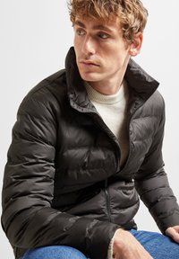 Selected Homme SLHBARRY QUILTED - Žieminė striukė - stretch limo