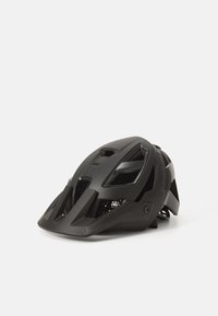 - Kask