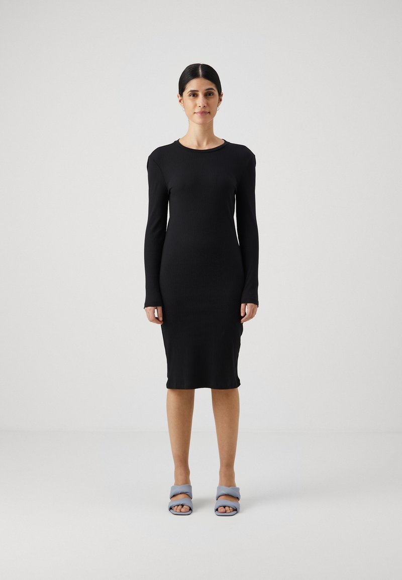 Vero Moda Petite - VMLAVENDER O NECK DRESS - Žerzejové šaty - black, Zvětšit