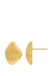 Orecchini in tono oro con un design testurizzato simile a una conchiglia, caratterizzati da scanalature verticali. La forma è irregolare e leggermente curvata.