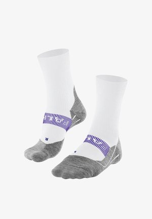 Katoenmix sportieve sokken met een gebreide witte schacht, grijze hak en teen, en een paars en witte gestreepte band over de middenvoet.