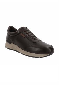 Sneaker in pelle marrone con tomaia testurizzata, design con lacci elastici, colletto imbottito e suola beige a contrasto. Presenta un sobrio accento del logo.