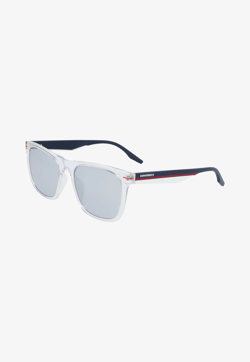 Occhiali da sole in plastica trasparente con lenti grigie. Caratterizzati da aste blu navy e accenti rossi. Forma quadrata con un design minimalista. Nome del marchio sull'asta.