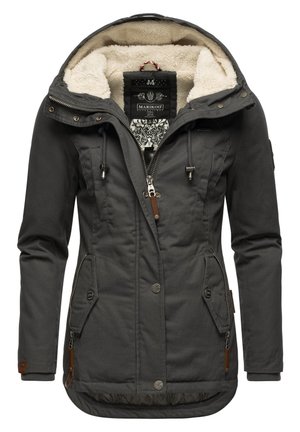 Donkergrijze parka met een nepbontvoering, een capuchon met trekkoord, meerdere zakken en rits- en drukknoopsluitingen. Bevat leren accenten en een gestructureerde stof.