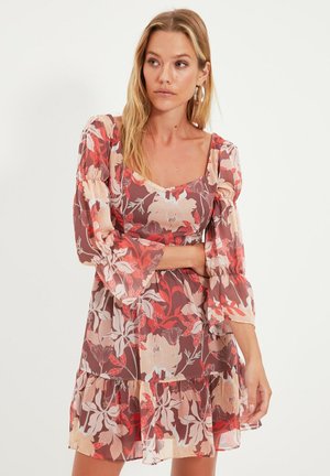 Vestido informal - brown