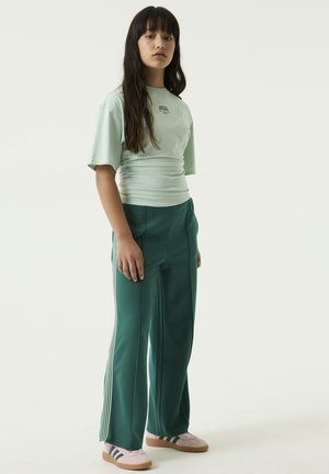 Garcia, TEENS FEMALE - PANTS - Pantalon de survêtement - forest leaf