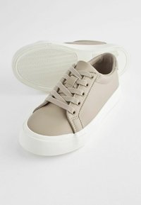 Next Sneakers - neutral
