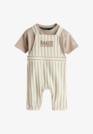 Trumpa kreminė smėlio spalvos bodžiukė su trumpomis rankovėmis, derinama su kreminės ir smėlio spalvos dryžuotais bendrais, kurių krūtinėje išsiuvinėtas užrašas „BAKER by TED BAKER“.