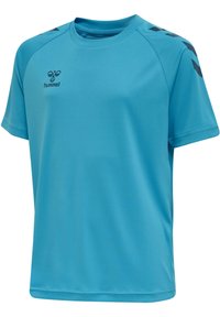 Kortærmet atletisk skjorte i klart blåt stof, med sorte detaljer og logo på brystet, rund hals og glat tekstur.