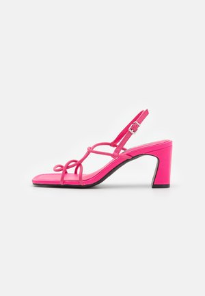Marks & Spencer CERISE STRAPPY - Páskové sandály  - cerise