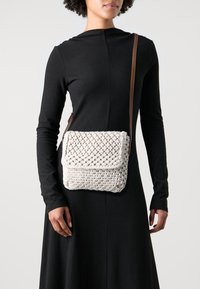 PARFOIS CROSSBODY BAG HONDURAS  - Torba preko tijela - ecru