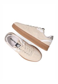 Maruti Trainers - sand