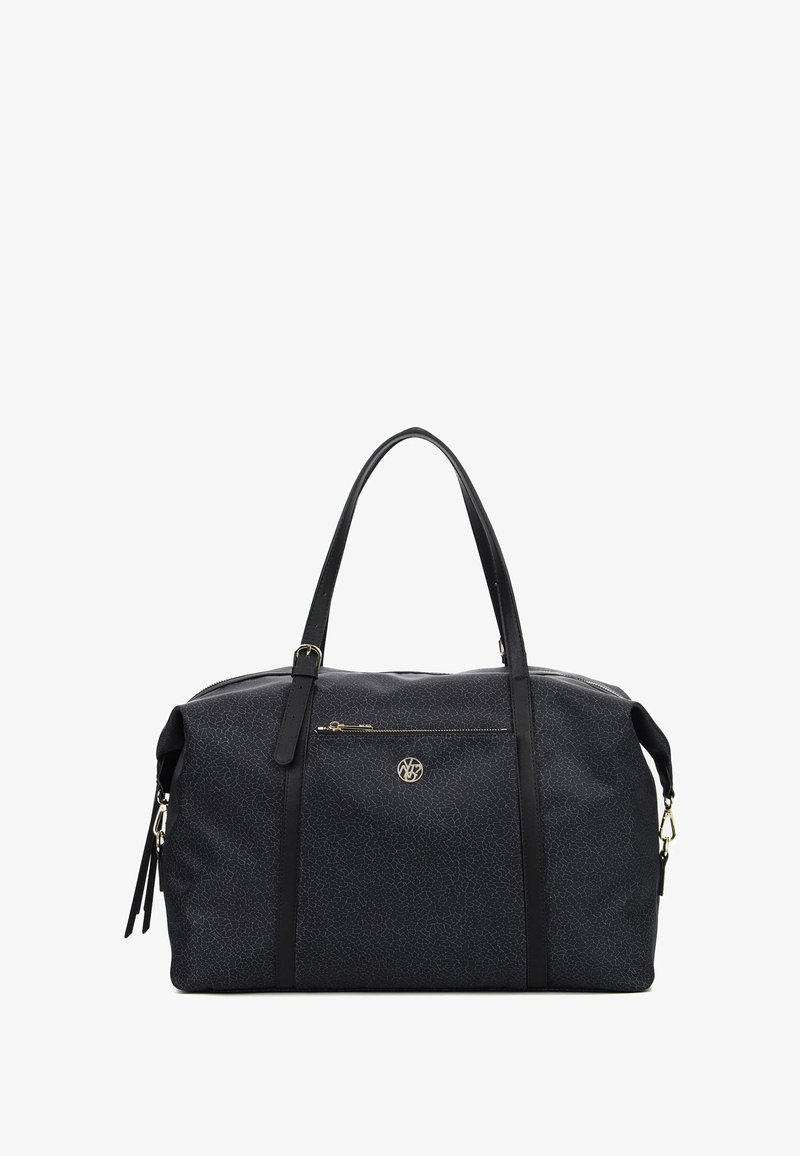 Borsa in materiale sintetico nero con motivo testurizzato, doppio manico, chiusura con zip superiore, tasca frontale con zip e dettaglio del logo in tonalità oro.