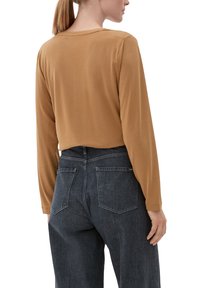s.Oliver BLACK LABEL Langarmshirt - zimt