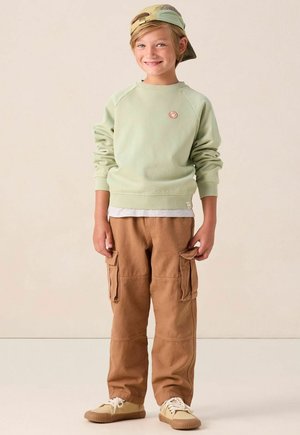 MIT ARTWORK - Sweatshirt - hellgrün