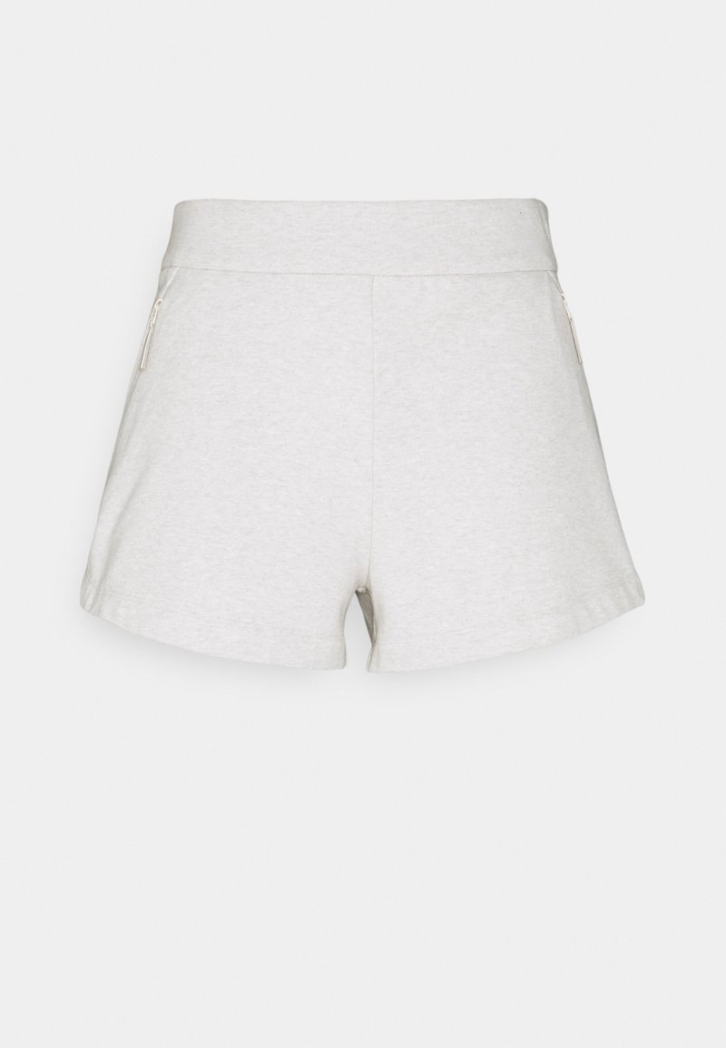 Shorts décontractés gris clair avec taille élastique et poches zippées des deux côtés, vus de dos sur un fond uni.