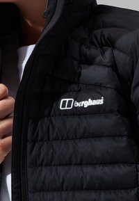 Berghaus Vinterkappa /-rock - black