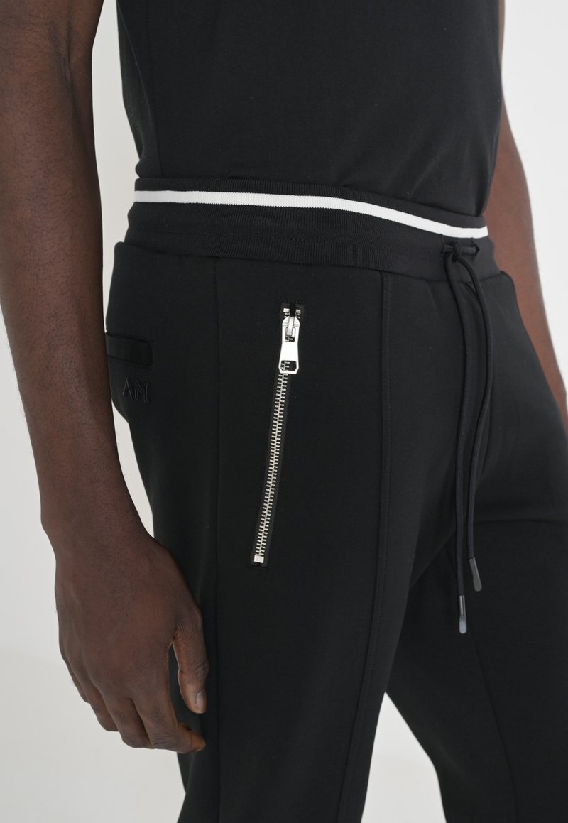 Pantalon Noir ANTTHONY – Taille L, Neuf Sans étiquette, Coupe Classique