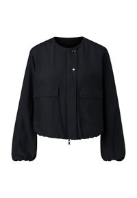 Czarna skrócona kurtka bomberka wykonana z lekkiej tkaniny, z okrągłym dekoltem, zapięciem na zatrzaski z przodu oraz dwiema dużymi bocznymi kieszeniami.