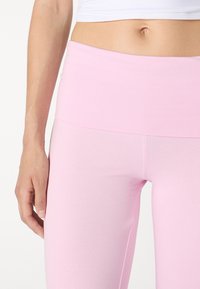 Gina Tricot SOFT TOUCH FOLDED TROUSERS - Kelnės - pink lady