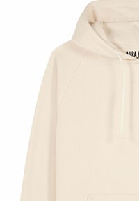 Beige hoodie met capuchon met trekkoord en kangoeroezak, gemaakt van zachte stof.