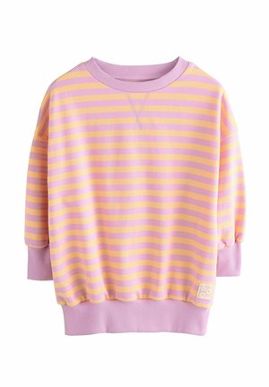 Gestreifter Pullover in Pastellpink und Gelb, mit langen Ärmeln, gerippten Bündchen und einem kleinen Etikett mit floralem Design am Saum.