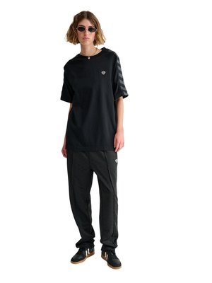 Hummel, ARCHIVE LOOSE - T-shirt imprimé - black