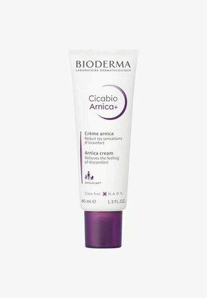 Bioderma Cicabio Arnica+ Creme in einer weißen Tube mit lila Akzentkappe, 40 ml, zeigt den Produktnamen, Gebrauchsanweisung und Markenlogo auf dem Etikett.